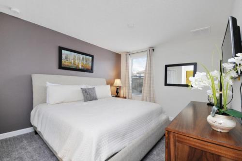 Beautiful Themed Single Vacation Home With Private Pool Cg9159