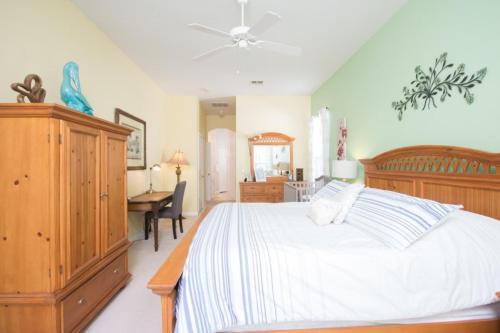 Lyn's Highlands Reserve Villa