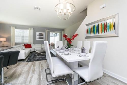 Five-bedroom Villa 9065