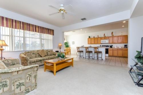 113 Bay Leaf Lane Villa #221494 Villa