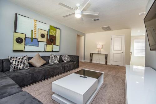 Solterra Villa 8645e