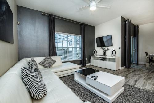 Four-bedroom Villa 1590