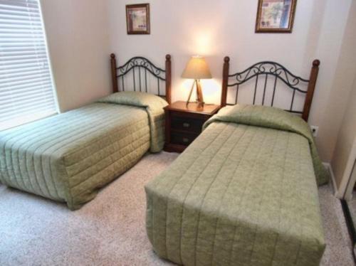 Ground Floor 4 Bedroom 3 Bath Condo Sleeps 10