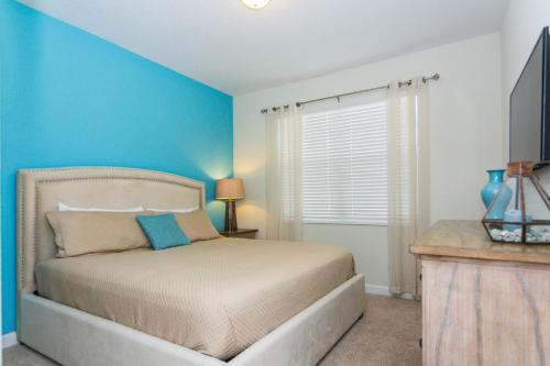 Modern Vacation Single Home With Themed Bedrooms Cg1593