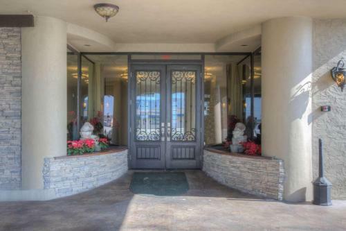 Pirates Cove Condo Unit #417