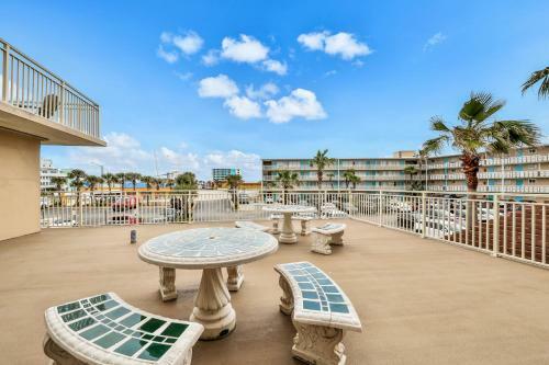 Daytona Inn Unit 227