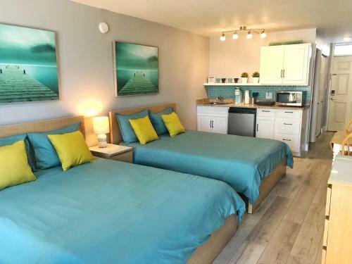 Hotel Pirates Cove Resort Studios!