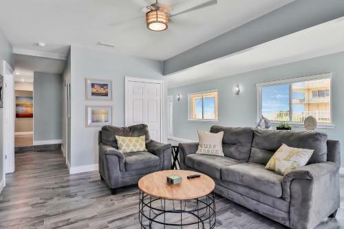 3843 S. Atlantic Ave - Beach Retreat