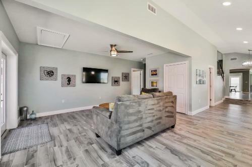 3843 S. Atlantic Ave - Beach Retreat