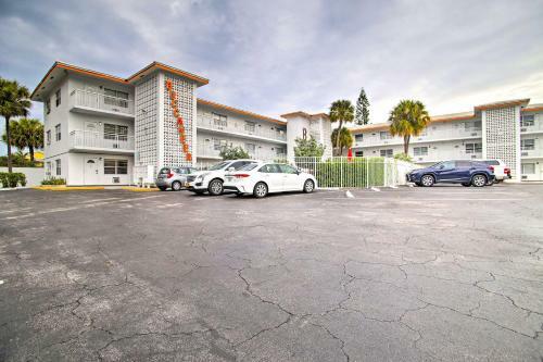 Apartment With Pool, 1-block Walk To Deerfield Beach