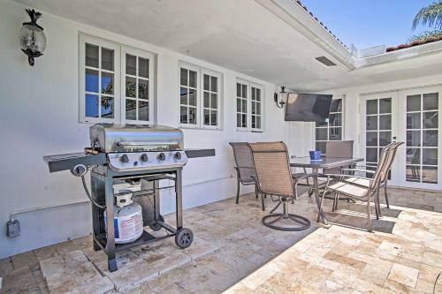 Quiet Tropical Oasis With Pool - 1 Mile To Beach!