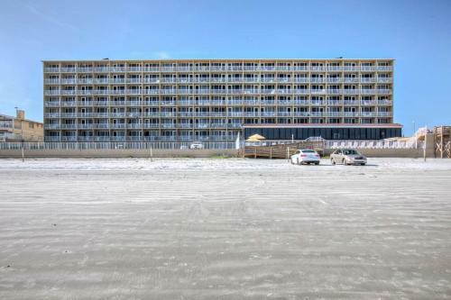 Pirates Cove Condo Unit #704
