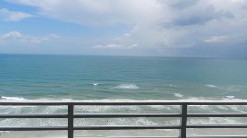 Apartamento Upscale 3 Br Ocean Walk - Live Your Dream
