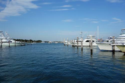 Apartamento Sparkling Getaway - Walk To Deerfield Beach & Eats! Apts