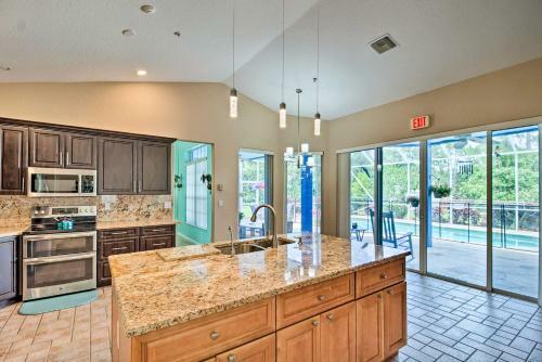 West Palm Beach Retreat 15 Mi To The Coast!