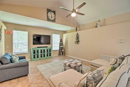 West Palm Beach Retreat 15 Mi To The Coast!