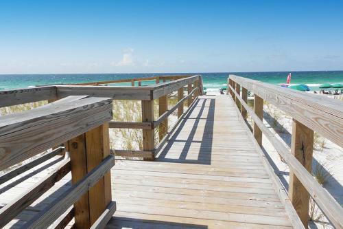 It Doesn't Get Any Better At Destin Pointe