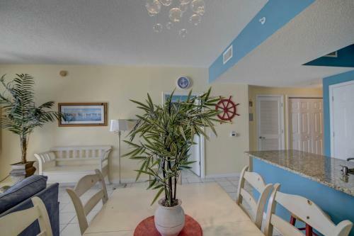 Majestic Sun 913a Miramar Beach (Condo)