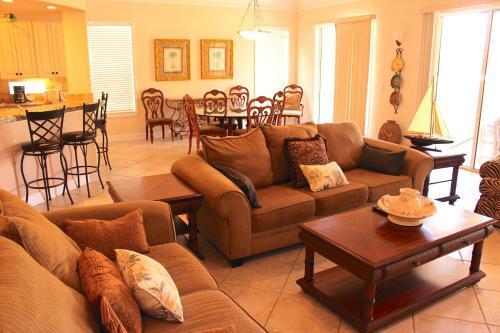 4848 Ocean Blvd Home