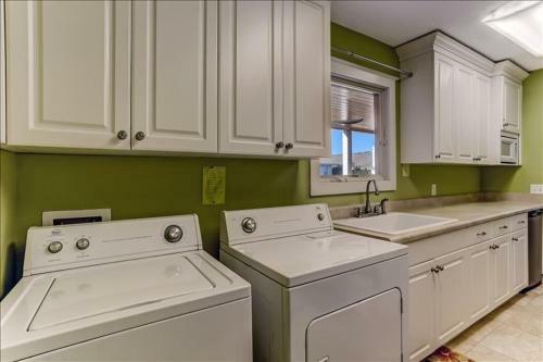 2319 S Fletcher Home Home
