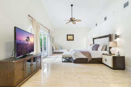 New Listing! Luxe Waterfront With Pool & Boat Dock Home
