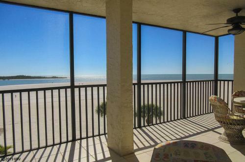 Apartamento Carlos Pointe 421 Condo