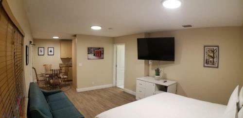 The Lauderdale Boutique Hotel