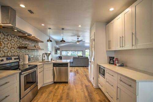 Remodeled Fort Lauderdale Home With Shared Pool!