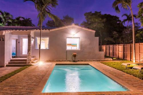 Relaxing Hideaway House- 1.5 Miles To Las Olas & Beach