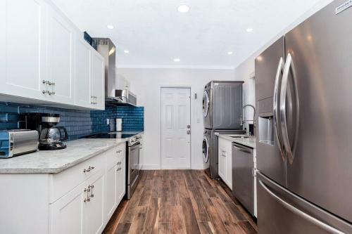 Relaxing Hideaway House- 1.5 Miles To Las Olas & Beach