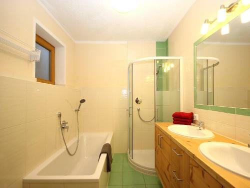 Apartment Aschau Im Zillertal 1