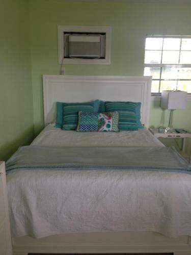 Hotel Sand Dollar Beach Bungalow