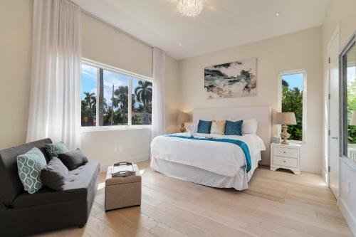 Villa Modern Luxurious Beach Retreat-5 Br With/pool