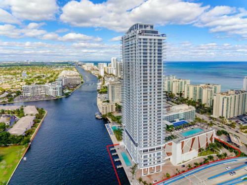 Apartamento 5 Breathtaking Front Ocean View: Brand New 2br