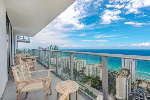 Apartamento 5 * Front Ocean View - 34th Top Floor: Brand New 2br