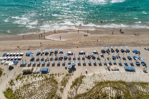 Apartamento Incredible And Spacious Two Bedroom Beach Front!
