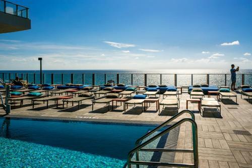 Apartamento Beach Front Premium Two Bedroom Condo