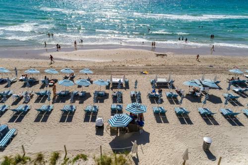 Apartamento Brand New Premium Two Bedroom Condo, Beach Side