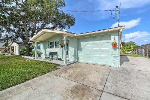 Canalfront Hudson Home With Private Dock And Yard!