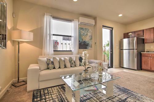 Bright South Florida Getaway Near Parks And Bay