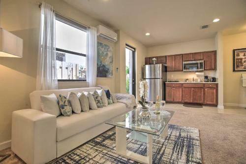 Bright South Florida Getaway Near Parks And Bay