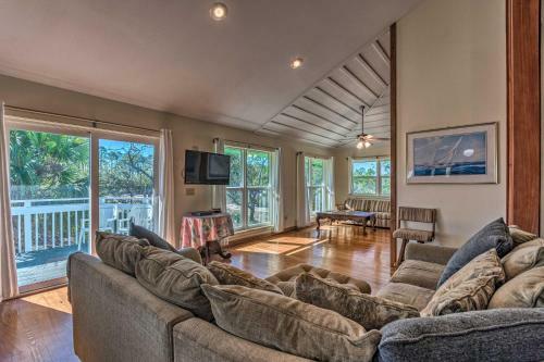 Port St Joe Home With Private Beach And Deck!