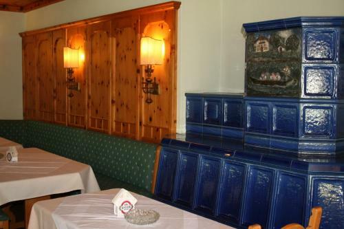 Hostal Gasthaus �berfuhr