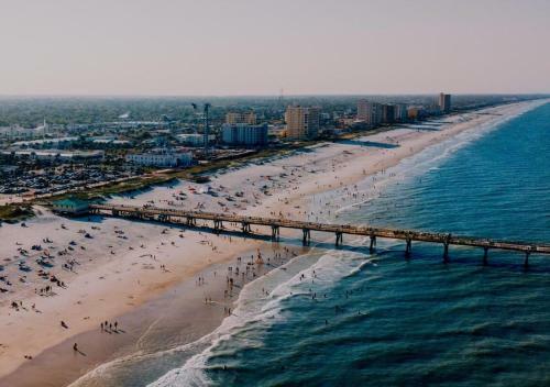 Hotel Margaritaville Jacksonville Beach