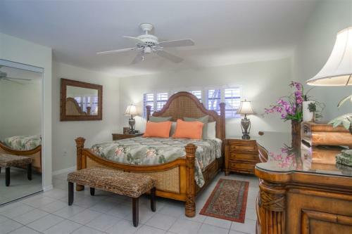 Tropical Breezes 3bed & 2bath With Dockage & Cabana Club Access