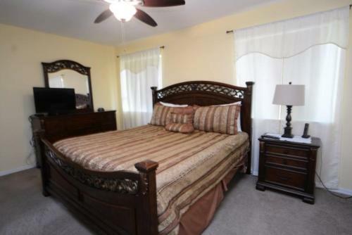 Luxury 7 Bedroom 5.5 Bath In Cumbrian Lake Resort