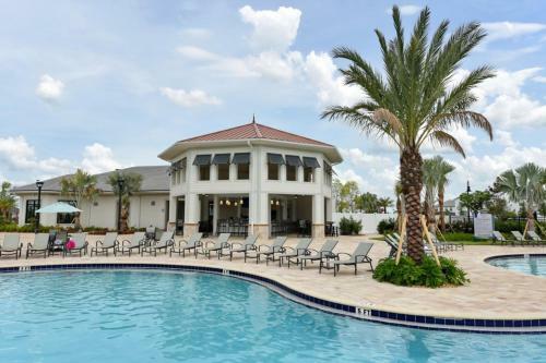 Villa Amazing 5 Bedroom Home With Private Pool