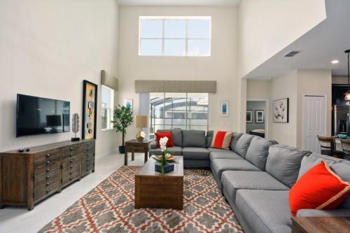 Villa Amazing 5 Bedroom Home With Private Pool