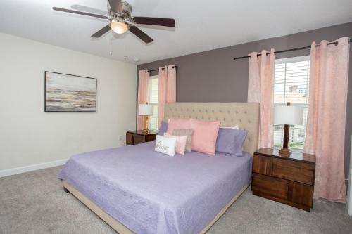 Four Bedrooms W/ Pool Storey Lake Resort 4902