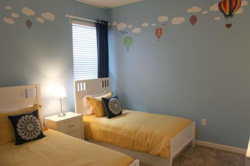 Villa Beautiful 4 Bedroom Home Accommodates 8 Guests